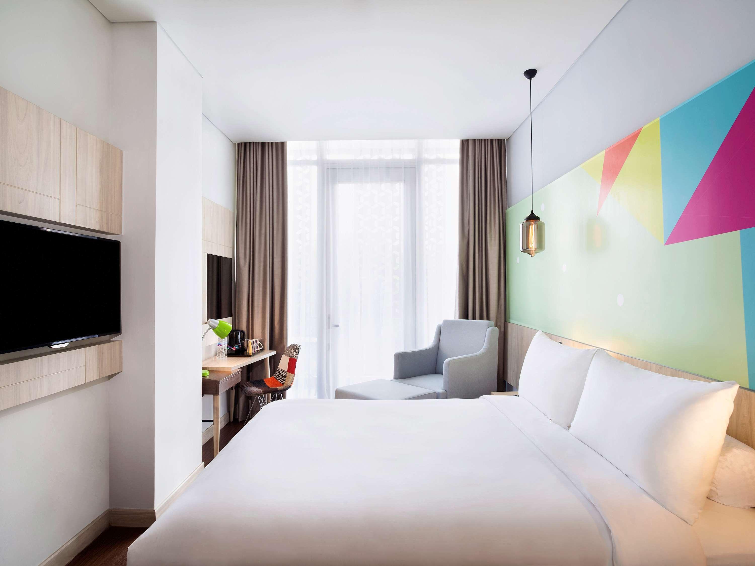Ibis Styles Jakarta Sunter Esterno foto